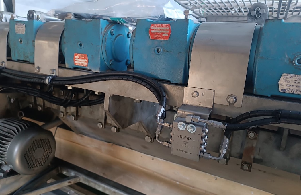 Монтаж АЦСС на оборудование Husker для очистки зеленых початков кукурузы от листьев